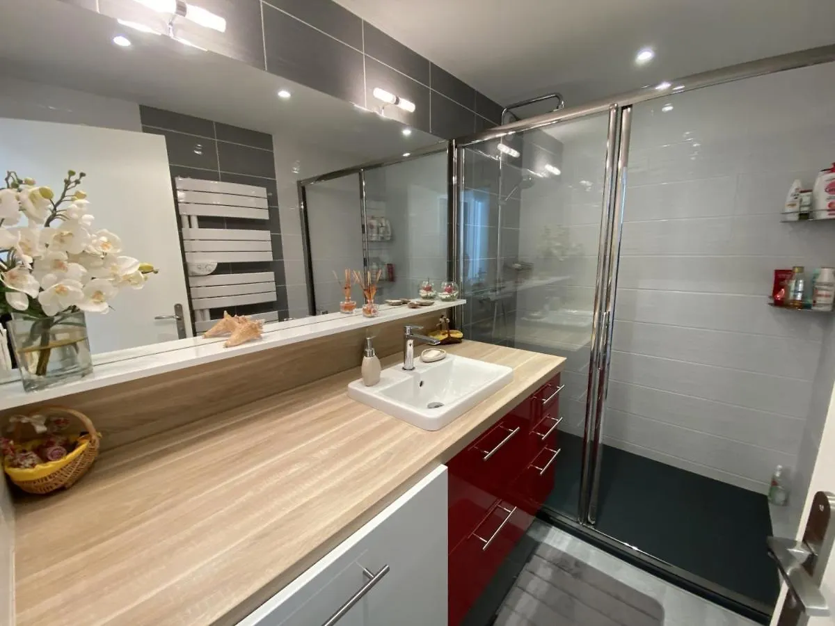 Appartement Ploemeur, 3 Pieces, 5 Personnes - Fr-1-349-90 Apartment